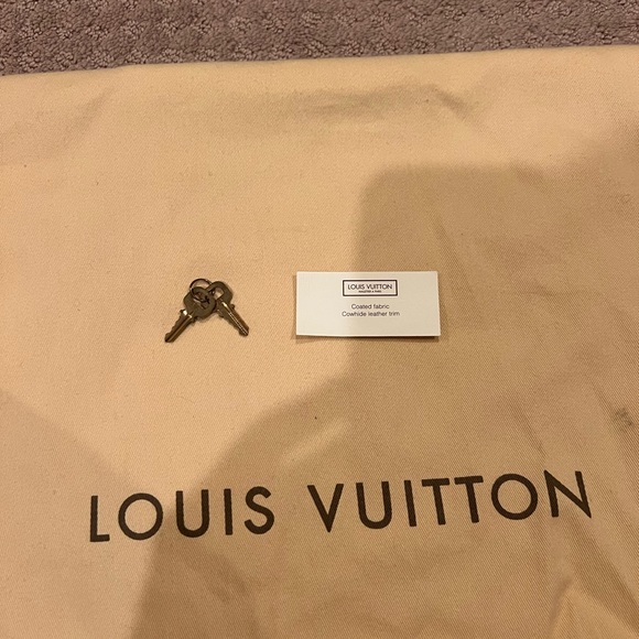 Louis Vuitton Speedy 30 in Damier Azur Canvas - Picture 13 of 16